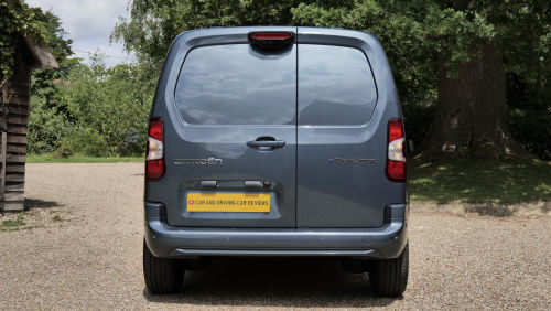 CITROEN BERLINGO XL DIESEL 1.5 BlueHDi 130ps Van Driver EAT8 view 14